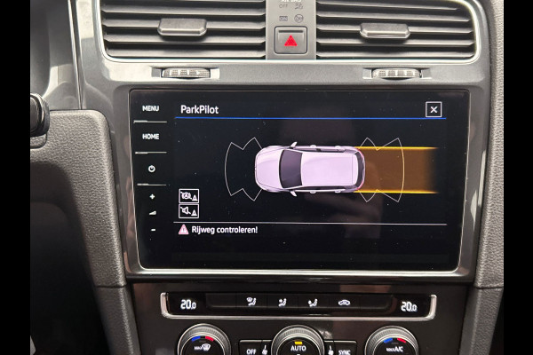 Volkswagen e-Golf E-Golf | Origineel NL | Dealeronderhouden | Climate/Control | Carplay | PDC | Adaptieve Cruise/Control |