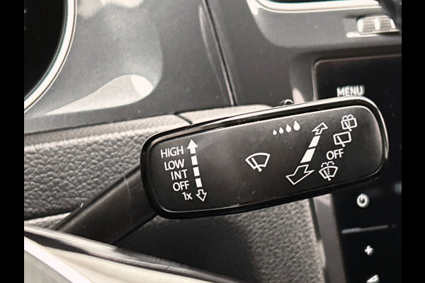 Volkswagen e-Golf E-Golf | Origineel NL | Dealeronderhouden | Climate/Control | Carplay | PDC | Adaptieve Cruise/Control |