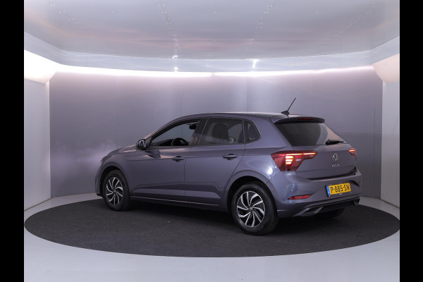 Volkswagen Polo 1.0 TSI Life 95 pk | Navigatie | Parkeersensoren | Adaptieve cruise control | LED koplampen |