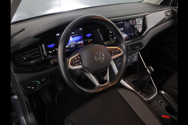 Volkswagen Polo 1.0 TSI Life 95 pk | Navigatie | Parkeersensoren | Adaptieve cruise control | LED koplampen |