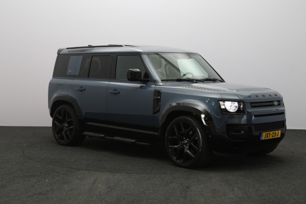 Land Rover Defender 110 2.0 P400e 110 6P. SE 404 PK PHEV, Urban Look, Panoramadak, Trekhaak, Leder
