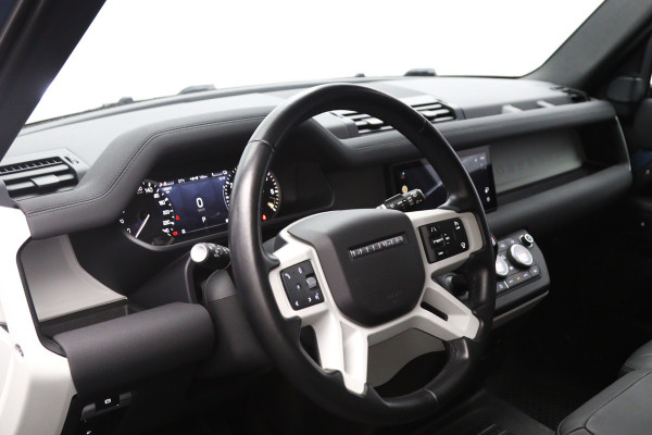 Land Rover Defender 110 2.0 P400e 110 6P. SE 404 PK PHEV, Urban Look, Panoramadak, Trekhaak, Leder