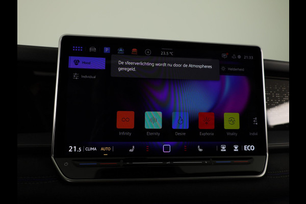 Volkswagen Tayron 1.5 eHybrid R-Line Edition 272 pk Automaat (DSG) |Verlengde garantie |  Navigatie | Panoramadak | Parkeersensoren (Park assist) | Achteruitrijcamera | Black Style pakket | R-Line |