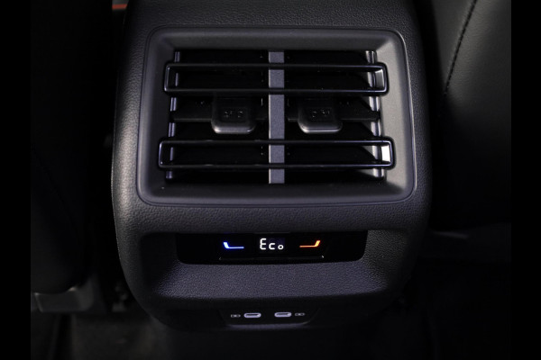 Volkswagen Tayron 1.5 eHybrid R-Line Edition 272 pk Automaat (DSG) |Verlengde garantie |  Navigatie | Panoramadak | Parkeersensoren (Park assist) | Achteruitrijcamera | Black Style pakket | R-Line |