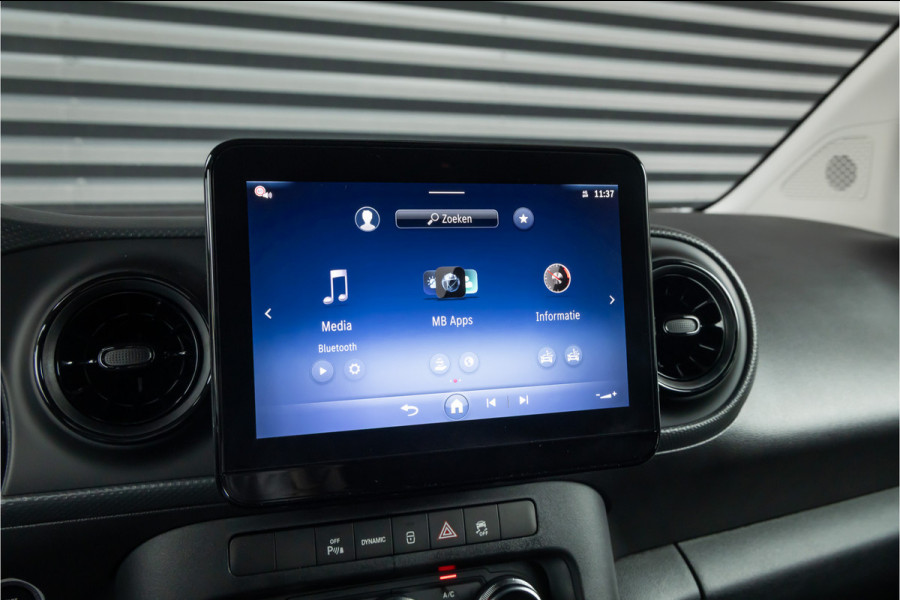 Mercedes-Benz eCitan L2 Pro 51 kWh Gloss Black