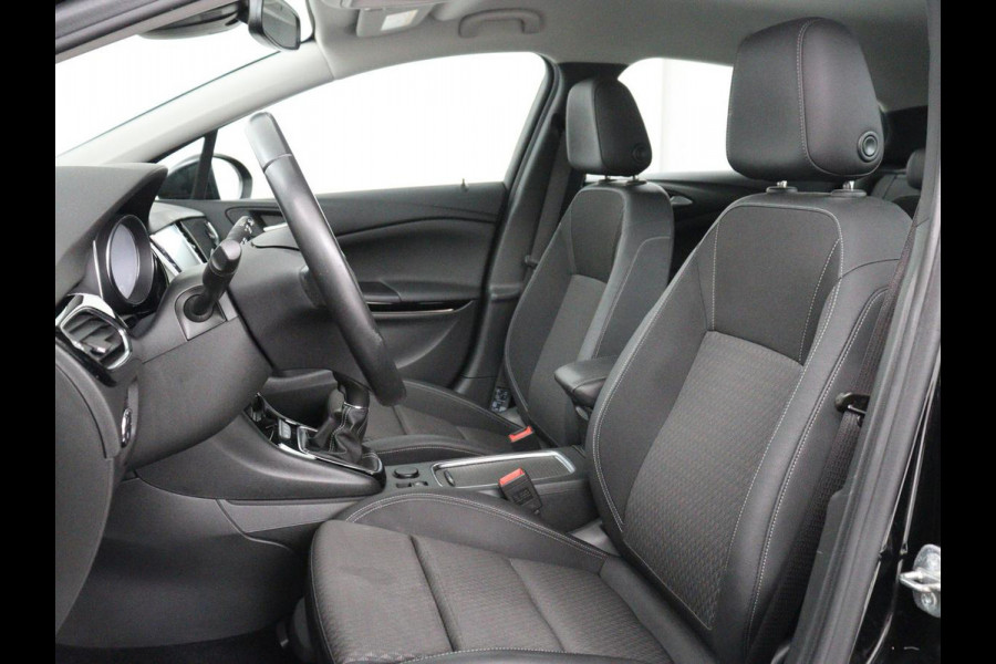 Opel Astra 1.0 Turbo Innovation | Carplay | Cruise control | Navigatie | Park assist | Climate control | Full LED | Keyless