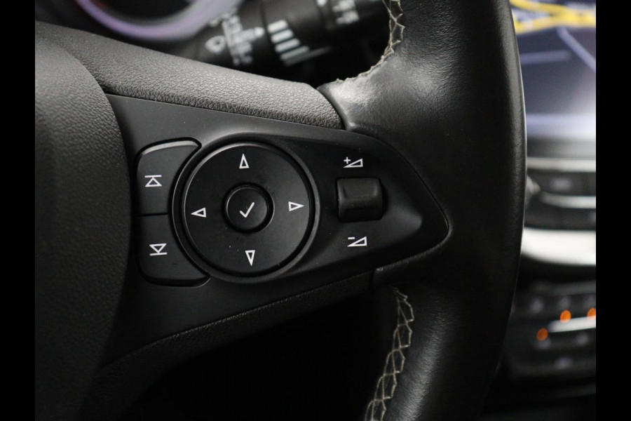 Opel Astra 1.0 Turbo Innovation | Carplay | Cruise control | Navigatie | Park assist | Climate control | Full LED | Keyless