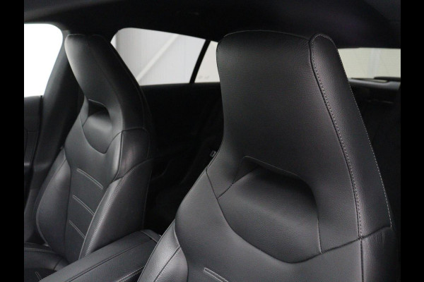 Mercedes-Benz CLA-Klasse Shooting Brake 250 e AMG Line | SOH 92.9% | Trekhaak | Leder | Camera | Carplay | Park assist | Cruise control | Sfeerverlichting | Stoelverwarming | Full LED | Climate control |