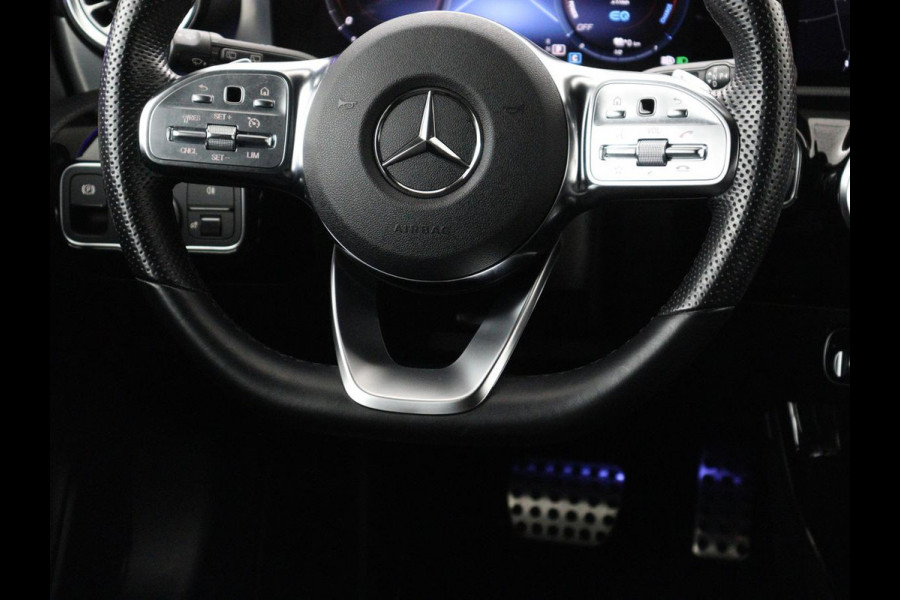 Mercedes-Benz CLA-Klasse Shooting Brake 250 e AMG Line | SOH 92.9% | Trekhaak | Leder | Camera | Carplay | Park assist | Cruise control | Sfeerverlichting | Stoelverwarming | Full LED | Climate control |