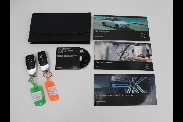 Mercedes-Benz CLA-Klasse Shooting Brake 250 e AMG Line | SOH 92.9% | Trekhaak | Leder | Camera | Carplay | Park assist | Cruise control | Sfeerverlichting | Stoelverwarming | Full LED | Climate control |