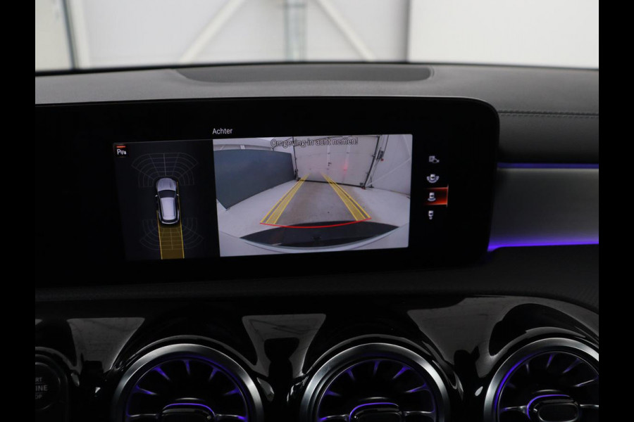 Mercedes-Benz CLA-Klasse Shooting Brake 250 e AMG Line | SOH 92.9% | Trekhaak | Leder | Camera | Carplay | Park assist | Cruise control | Sfeerverlichting | Stoelverwarming | Full LED | Climate control |