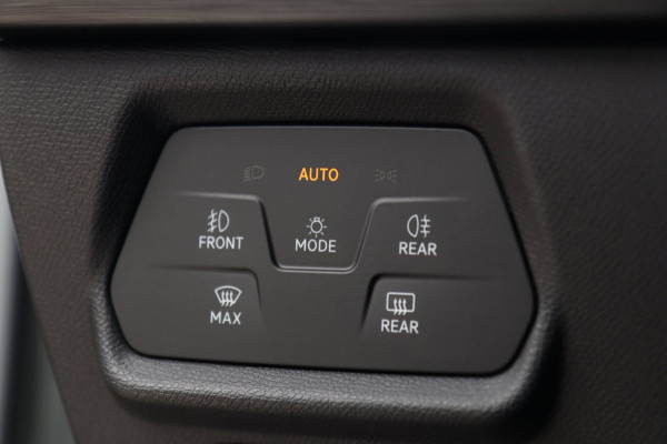 CUPRA Leon Sportstourer 1.4 e-Hybrid VZ Performance / ACC / KEYLESS / CAMERA / STUUR+STOELVERW