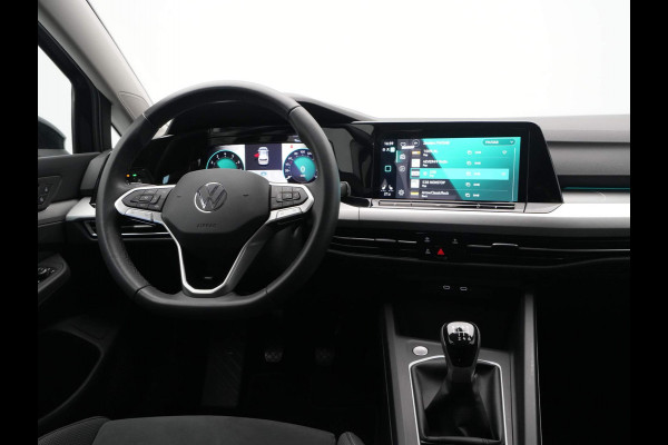 Volkswagen Golf 1.0 TSI Life Business Navigatie Acc Stuurverwarming Led