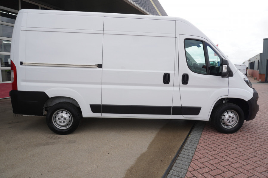Peugeot Boxer 2.2 BlueHDi 140PK L2H2 3.3t nr. V169 | Airco | Cruise | Apple cp-Android auto