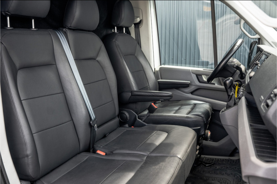 Volkswagen Crafter 2.0 TDI XL L5H3 | 177 PK | Rijplaten | Automaat | LED | Camera | Carplay | Schuifdeur L+R | PDC | Trekhaak