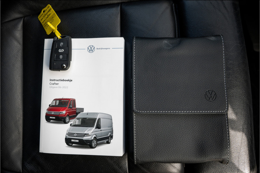 Volkswagen Crafter 2.0 TDI XL L5H3 | 177 PK | Rijplaten | Automaat | LED | Camera | Carplay | Schuifdeur L+R | PDC | Trekhaak