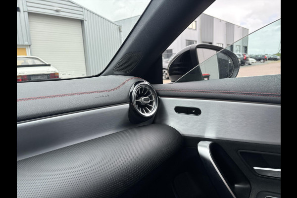 Mercedes-Benz CLA-Klasse 220 4MATIC AMG Premium