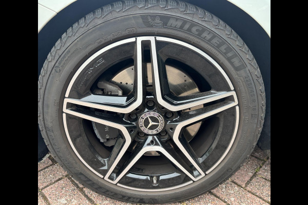 Mercedes-Benz CLA-Klasse 220 4MATIC AMG Premium