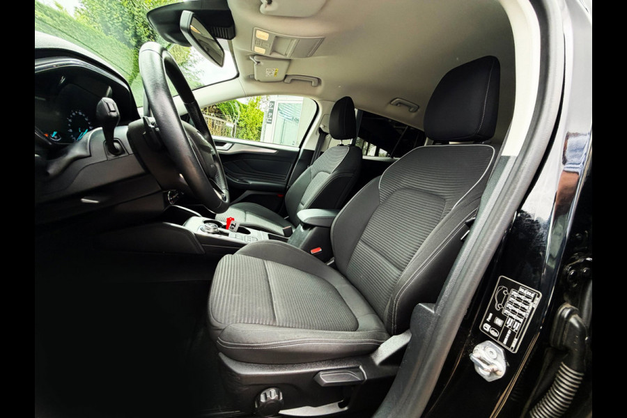 Ford FOCUS Wagon 1.5 EcoBoost Active X Business cam_Carplay_Trekhaak