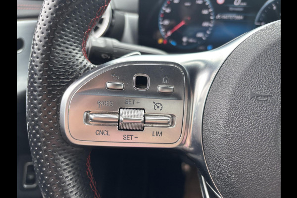 Mercedes-Benz CLA-Klasse 220 4MATIC AMG Premium