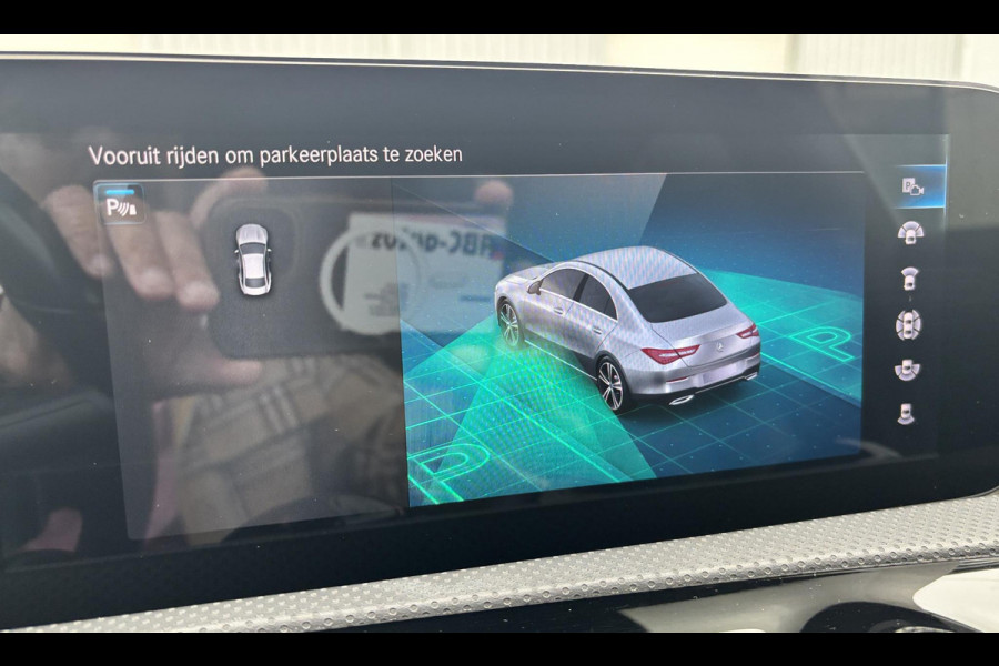 Mercedes-Benz CLA-Klasse 220 4MATIC AMG Premium