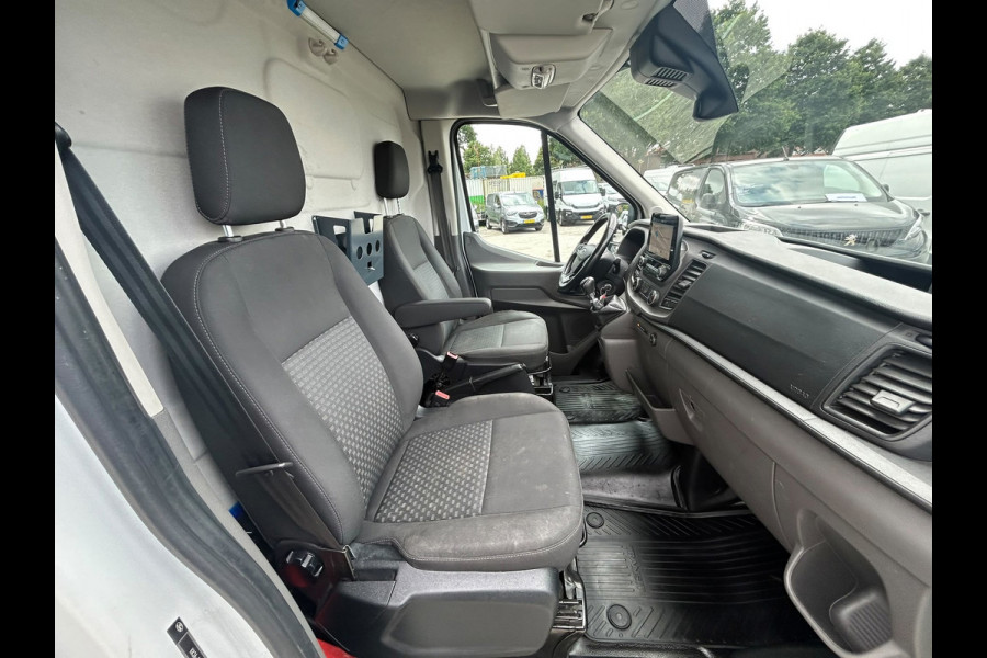 Ford Transit 350 2.0 TDCI L3H2 Trend MHEV RWD 2800 kg trekhaak ( ex overheid )