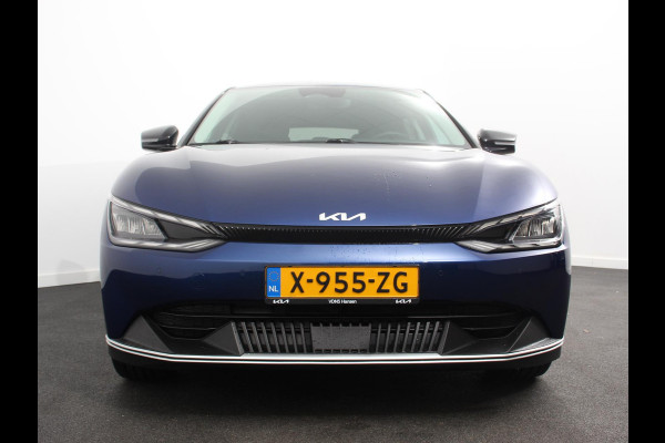 Kia Ev6 Light Edition 58 kWh SOH 99% Navigatie Apple Carplay Android Auto Camera Parkeersensoren achter Cruise Control Climate Control Lichtmetalen Velgen