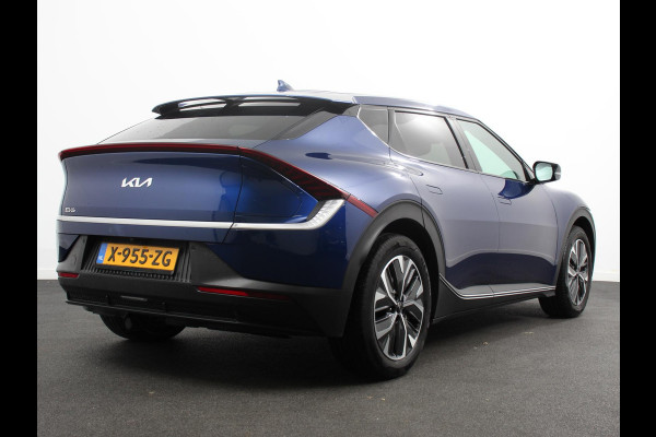Kia Ev6 Light Edition 58 kWh SOH 99% Navigatie Apple Carplay Android Auto Camera Parkeersensoren achter Cruise Control Climate Control Lichtmetalen Velgen