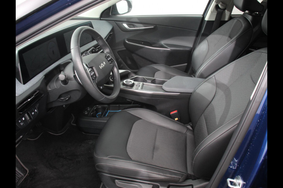 Kia Ev6 Light Edition 58 kWh SOH 99% Navigatie Apple Carplay Android Auto Camera Parkeersensoren achter Cruise Control Climate Control Lichtmetalen Velgen