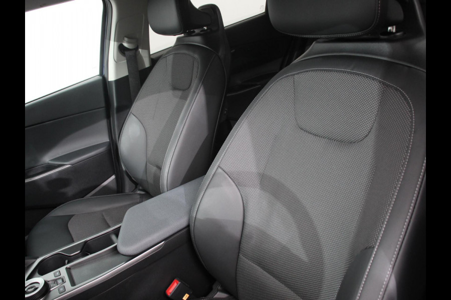 Kia Ev6 Light Edition 58 kWh SOH 99% Navigatie Apple Carplay Android Auto Camera Parkeersensoren achter Cruise Control Climate Control Lichtmetalen Velgen