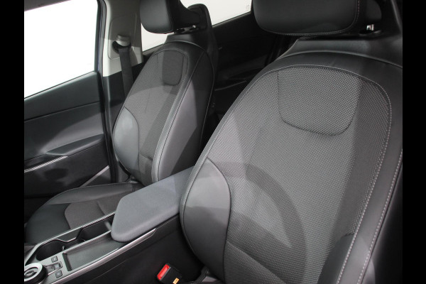 Kia Ev6 Light Edition 58 kWh SOH 99% Navigatie Apple Carplay Android Auto Camera Parkeersensoren achter Cruise Control Climate Control Lichtmetalen Velgen