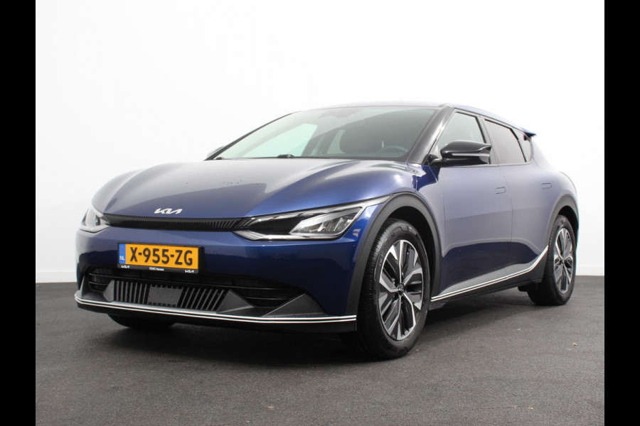 Kia Ev6 Light Edition 58 kWh SOH 99% Navigatie Apple Carplay Android Auto Camera Parkeersensoren achter Cruise Control Climate Control Lichtmetalen Velgen