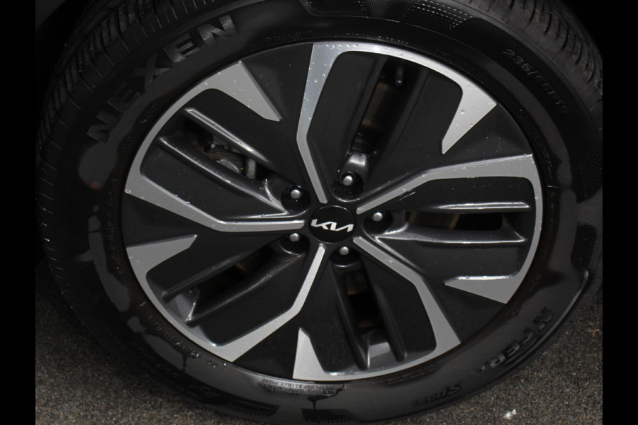 Kia Ev6 Light Edition 58 kWh SOH 99% Navigatie Apple Carplay Android Auto Camera Parkeersensoren achter Cruise Control Climate Control Lichtmetalen Velgen
