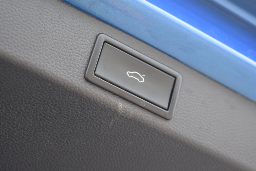 Škoda Karoq 1.5 TSI ACT Sportline | TREKHAAK | CANTON | ADAPTIEVE CRUISE CONTROLE | STOELVERWARMING | NAP | VOORRUITVERWARMING