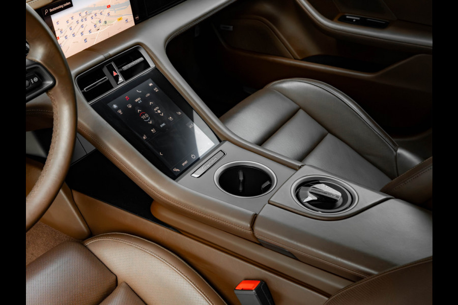 Porsche Taycan 4S Performance 84 kWh - Stoelventilatie - Luchtvering - Volleder - BOSE