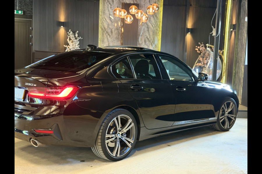 BMW 3-serie 330e M sport|Pano|Bomvol!