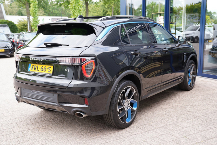 Lynk & Co 01 1.5|Prijs incl. 12 mnd garantie| PDC Panoramadak LMV Navi Apple carplay/Android auto Camera