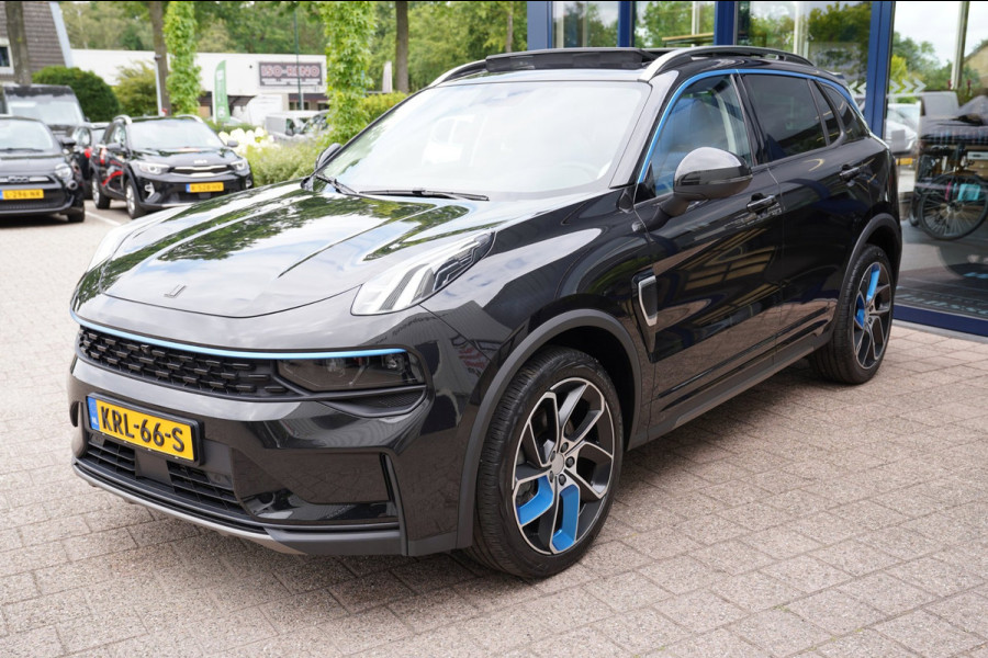 Lynk & Co 01 1.5|Prijs incl. 12 mnd garantie| PDC Panoramadak LMV Navi Apple carplay/Android auto Camera