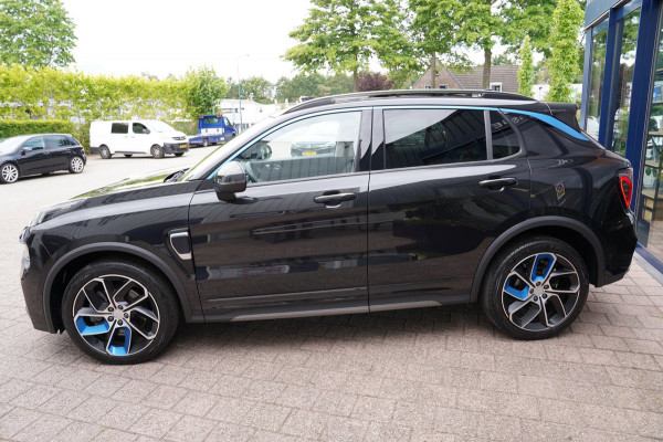 Lynk & Co 01 1.5|Prijs incl. 12 mnd garantie| PDC Panoramadak LMV Navi Apple carplay/Android auto Camera