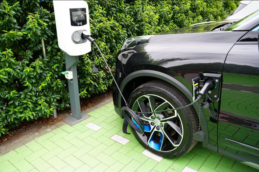 Lynk & Co 01 1.5|Prijs incl. 12 mnd garantie| PDC Panoramadak LMV Navi Apple carplay/Android auto Camera