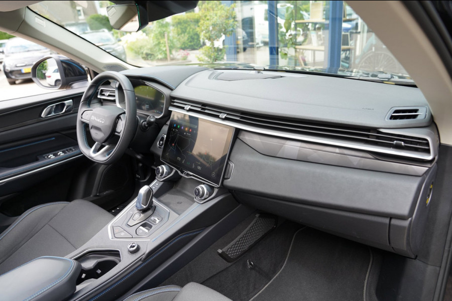 Lynk & Co 01 1.5|Prijs incl. 12 mnd garantie| PDC Panoramadak LMV Navi Apple carplay/Android auto Camera