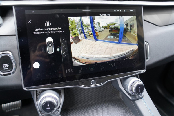 Lynk & Co 01 1.5|Prijs incl. 12 mnd garantie| PDC Panoramadak LMV Navi Apple carplay/Android auto Camera