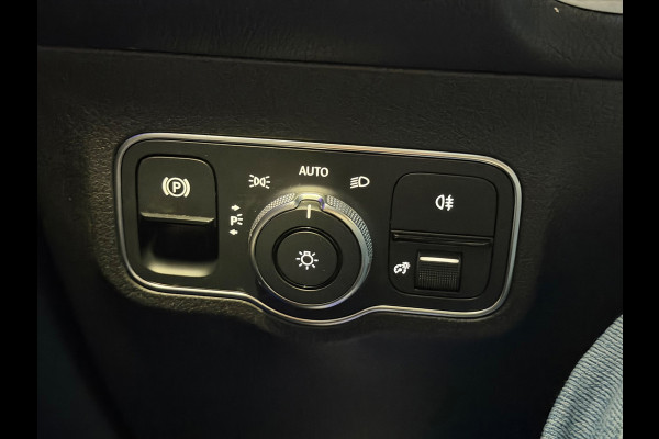 Mercedes-Benz Glb 200 AMG|7 Pers.|Pano|Memory|Sfeer|vol!