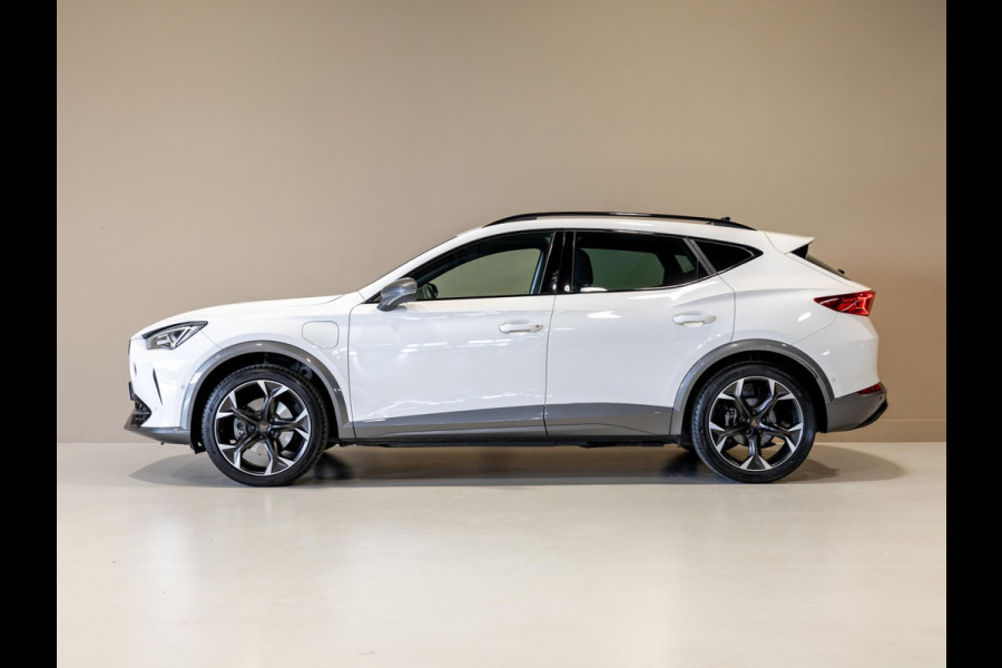CUPRA Formentor 1.4 e-Hybrid Business SOH 92% / 204pk / Trekhaak / Achteruitrij camera /
