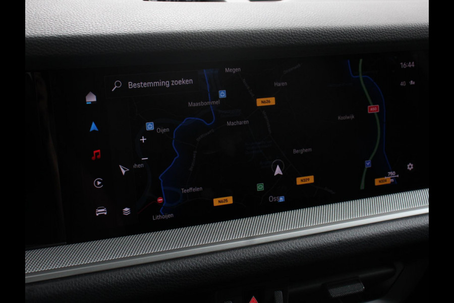 Porsche Cayenne 3.0 E-Hybrid Akrapovic met soundbox Luchtvering Leder Panoramadak Camera Navigatie Elektrische comfortstoelen DAB+ Led Adaptieve cruise control Climate control Lichtmetalen velgen Apple Carplay/ Android Auto