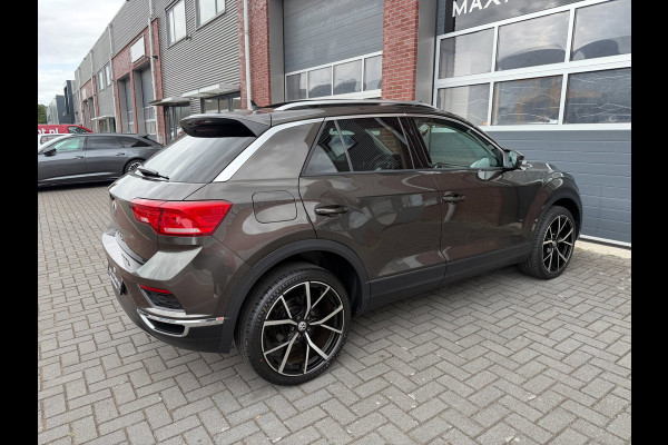 Volkswagen T-Roc 1.5 TSI DSG ACC Pano Carplay Navi PDC Lane