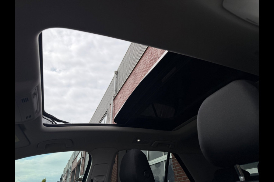 Volkswagen T-Roc 1.5 TSI DSG ACC Pano Carplay Navi PDC Lane