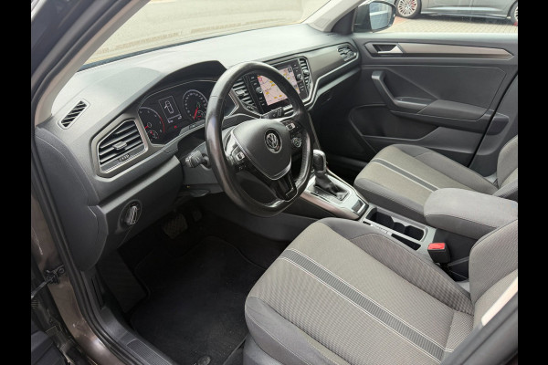 Volkswagen T-Roc 1.5 TSI DSG ACC Pano Carplay Navi PDC Lane