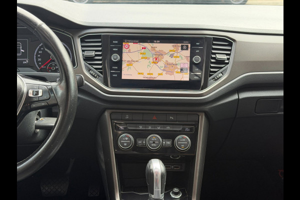 Volkswagen T-Roc 1.5 TSI DSG ACC Pano Carplay Navi PDC Lane
