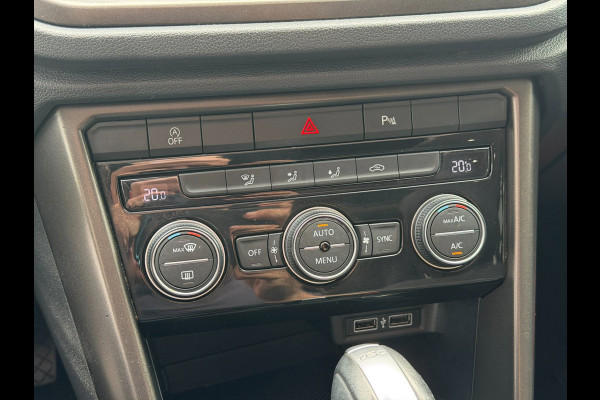 Volkswagen T-Roc 1.5 TSI DSG ACC Pano Carplay Navi PDC Lane